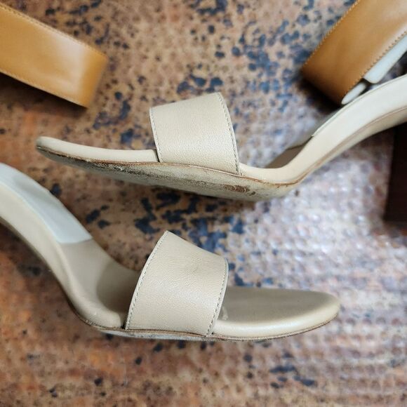 Chloe Sz. 9.5 Stacked-Heel Ankle-Wrap Sandal in Teak/Apricot Quite Luxury - Picture 13 of 17